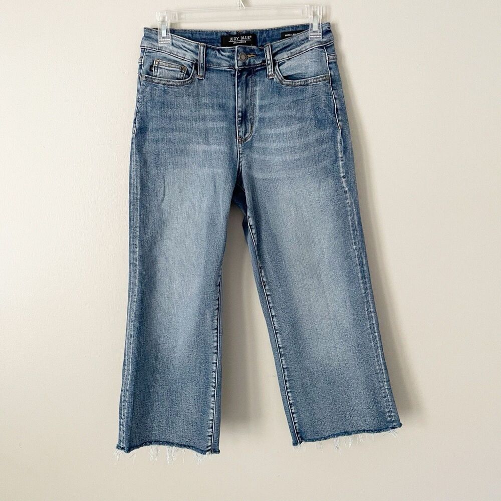 Judy Blue Size 26 High Rise Wide Leg Crop Cropped Jeans Frayed Hem
